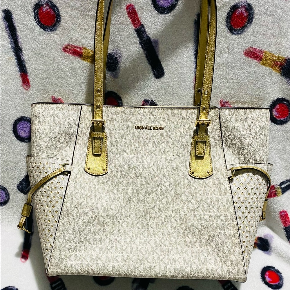 MICHAEL KORS LARGE TOTE Vanilla gold
